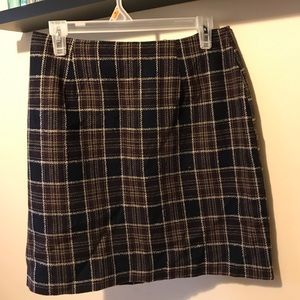 Petite Sophisticates & Co. pencil mini-skirt